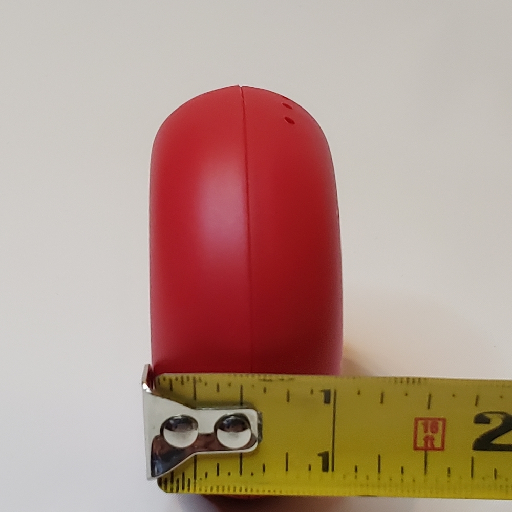 Tupperware Red Round Salt Shaker - Picture 11 of 13